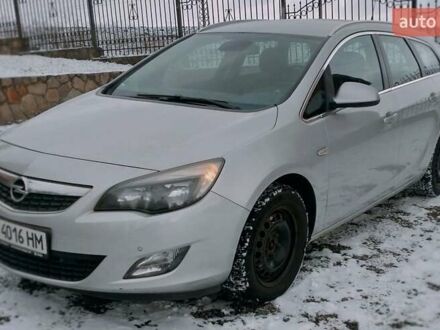 Серый Опель Астра, объемом двигателя 2 л и пробегом 274 тыс. км за 6400 $, фото 1 на Automoto.ua