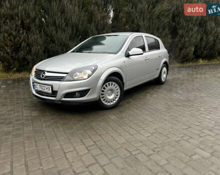 Сірий Опель Астра, об'ємом двигуна 1.6 л та пробігом 130 тис. км за 5500 $, фото 1 на Automoto.ua