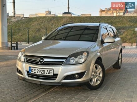 Сірий Опель Астра, об'ємом двигуна 1.69 л та пробігом 300 тис. км за 6700 $, фото 1 на Automoto.ua