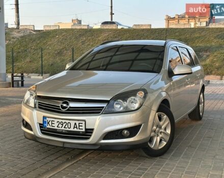 Сірий Опель Астра, об'ємом двигуна 1.69 л та пробігом 300 тис. км за 6700 $, фото 1 на Automoto.ua