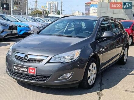 Опель Астра 2012 у Харкові на Automoto.ua Сірий Опель Астра, об'ємом двигуна 1.3 л та пробігом 183 тис. км за 6690 $, фото 1 на Automoto.ua
