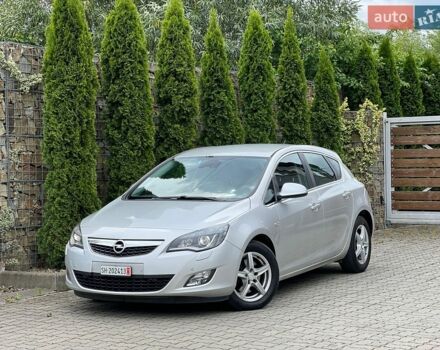 Сірий Опель Астра, об'ємом двигуна 1.6 л та пробігом 139 тис. км за 8400 $, фото 1 на Automoto.ua