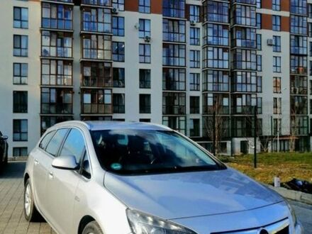 Серый Опель Астра, объемом двигателя 1.7 л и пробегом 204 тыс. км за 8200 $, фото 1 на Automoto.ua