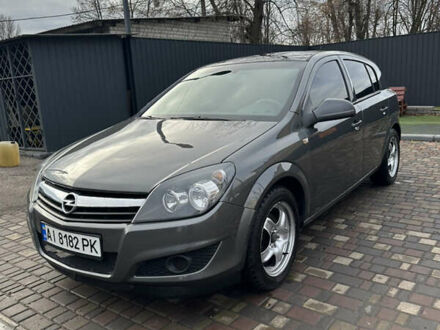 Серый Опель Астра, объемом двигателя 1.6 л и пробегом 209 тыс. км за 5700 $, фото 1 на Automoto.ua