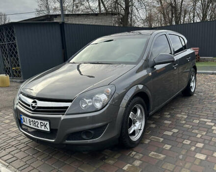 Серый Опель Астра, объемом двигателя 1.6 л и пробегом 209 тыс. км за 5700 $, фото 1 на Automoto.ua