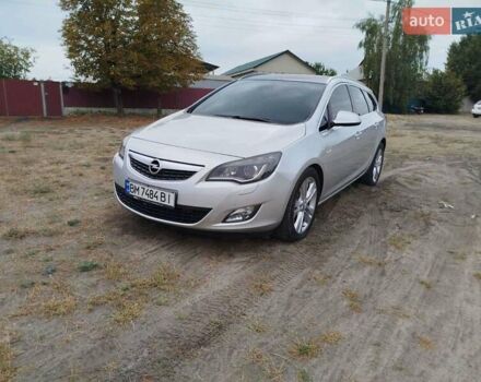 Серый Опель Астра, объемом двигателя 2 л и пробегом 250 тыс. км за 9200 $, фото 1 на Automoto.ua