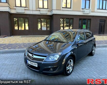 Серый Опель Астра, объемом двигателя 1.6 л и пробегом 175 тыс. км за 5400 $, фото 1 на Automoto.ua