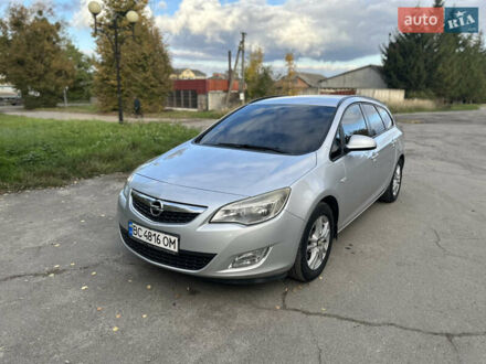 Серый Опель Астра, объемом двигателя 1.7 л и пробегом 301 тыс. км за 6800 $, фото 1 на Automoto.ua