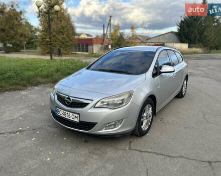 Сірий Опель Астра, об'ємом двигуна 1.7 л та пробігом 301 тис. км за 6800 $, фото 1 на Automoto.ua