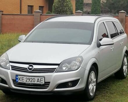 Сірий Опель Астра, об'ємом двигуна 1.7 л та пробігом 300 тис. км за 5999 $, фото 1 на Automoto.ua