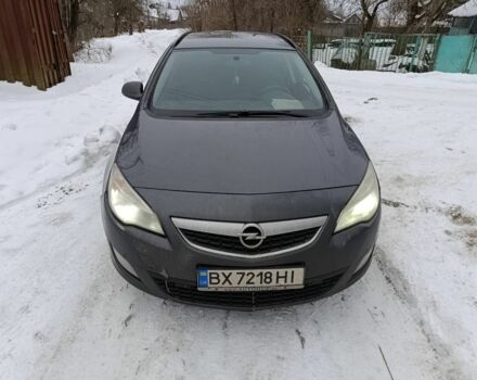 Серый Опель Астра, объемом двигателя 1.7 л и пробегом 270 тыс. км за 3700 $, фото 1 на Automoto.ua