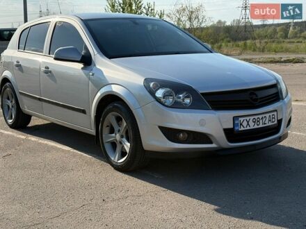 Сірий Опель Астра, об'ємом двигуна 1.6 л та пробігом 206 тис. км за 6700 $, фото 1 на Automoto.ua