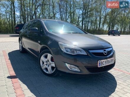 Серый Опель Астра, объемом двигателя 1.69 л и пробегом 350 тыс. км за 6200 $, фото 1 на Automoto.ua