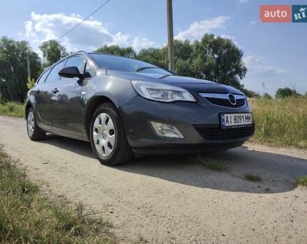 Серый Опель Астра, объемом двигателя 1.7 л и пробегом 292 тыс. км за 6990 $, фото 1 на Automoto.ua