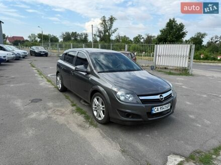 Серый Опель Астра, объемом двигателя 1.6 л и пробегом 213 тыс. км за 4750 $, фото 1 на Automoto.ua