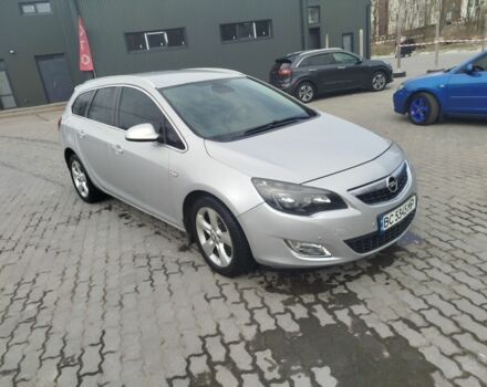 Серый Опель Астра, объемом двигателя 1.7 л и пробегом 232 тыс. км за 7600 $, фото 1 на Automoto.ua