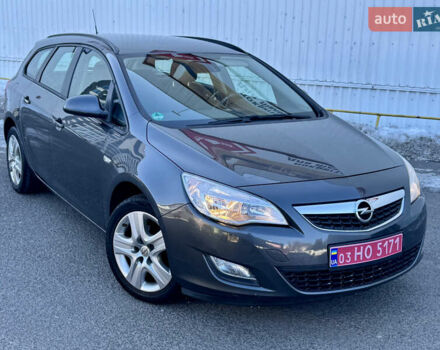 Серый Опель Астра, объемом двигателя 1.6 л и пробегом 222 тыс. км за 5777 $, фото 1 на Automoto.ua