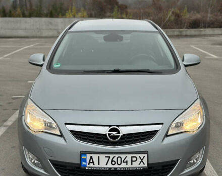Серый Опель Астра, объемом двигателя 1.69 л и пробегом 178 тыс. км за 6200 $, фото 1 на Automoto.ua