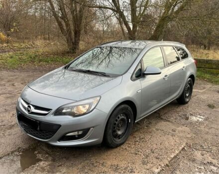 Серый Опель Астра, объемом двигателя 1.7 л и пробегом 288 тыс. км за 2937 $, фото 1 на Automoto.ua