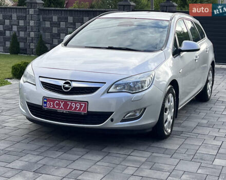 Сірий Опель Астра, об'ємом двигуна 1.7 л та пробігом 290 тис. км за 6750 $, фото 1 на Automoto.ua