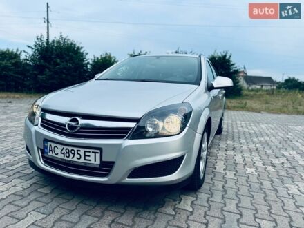 Сірий Опель Астра, об'ємом двигуна 1.7 л та пробігом 261 тис. км за 5500 $, фото 1 на Automoto.ua