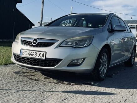 Серый Опель Астра, объемом двигателя 1.7 л и пробегом 2 тыс. км за 5828 $, фото 1 на Automoto.ua