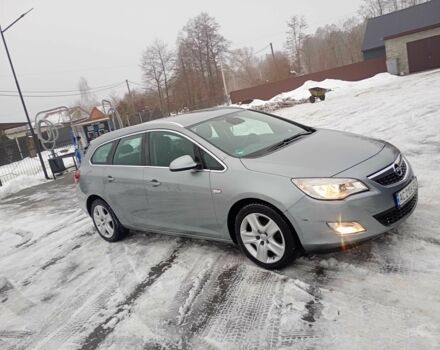Серый Опель Астра, объемом двигателя 1.7 л и пробегом 270 тыс. км за 5500 $, фото 1 на Automoto.ua