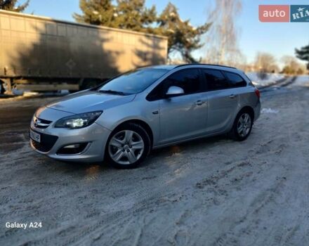 Серый Опель Астра, объемом двигателя 1.7 л и пробегом 324 тыс. км за 5450 $, фото 1 на Automoto.ua