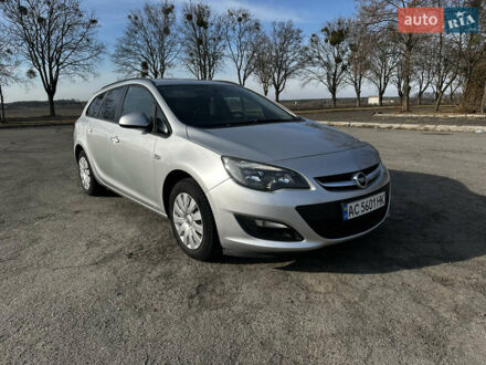 Опель Астра 2013 в Луцке на Automoto.ua Серый Опель Астра, объемом двигателя 1.7 л и пробегом 266 тыс. км за 7800 $, фото 1 на Automoto.ua