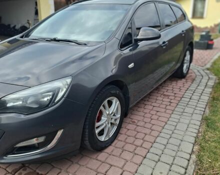 Серый Опель Астра, объемом двигателя 1.7 л и пробегом 214 тыс. км за 8499 $, фото 1 на Automoto.ua