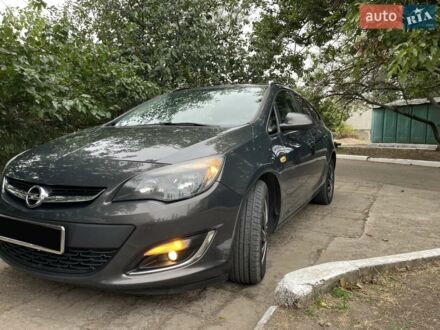 Сірий Опель Астра, об'ємом двигуна 1.69 л та пробігом 301 тис. км за 7300 $, фото 1 на Automoto.ua