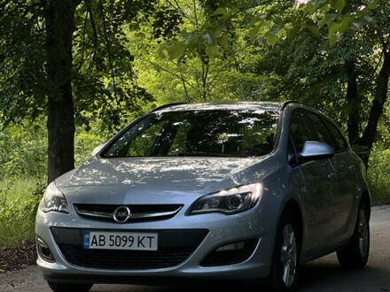 Опель Астра 2013 в Бару на Automoto.ua Серый Опель Астра, объемом двигателя 1.4 л и пробегом 225 тыс. км за 7600 $, фото 1 на Automoto.ua