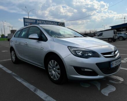 Серый Опель Астра, объемом двигателя 1.6 л и пробегом 195 тыс. км за 7636 $, фото 1 на Automoto.ua