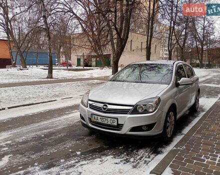 Серый Опель Астра, объемом двигателя 1.6 л и пробегом 190 тыс. км за 8200 $, фото 1 на Automoto.ua
