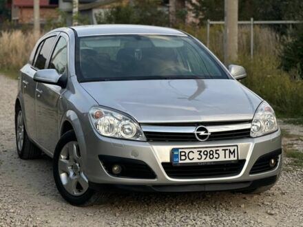 Серый Опель Астра, объемом двигателя 1.6 л и пробегом 139 тыс. км за 5600 $, фото 1 на Automoto.ua