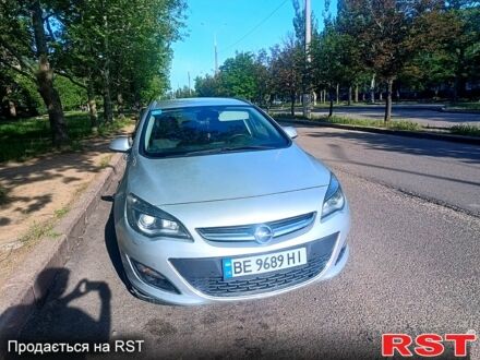 Серый Опель Астра, объемом двигателя 1.7 л и пробегом 300 тыс. км за 7200 $, фото 1 на Automoto.ua