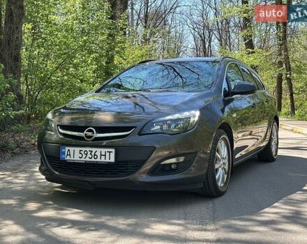 Серый Опель Астра, объемом двигателя 1.6 л и пробегом 247 тыс. км за 7100 $, фото 1 на Automoto.ua