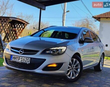 Опель Астра 2014 в Бориславе на Automoto.ua Серый Опель Астра, объемом двигателя 1.7 л и пробегом 238 тыс. км за 7300 $, фото 1 на Automoto.ua