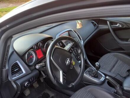 Опель Астра 2015 в Вознесенске на Automoto.ua Серый Опель Астра, объемом двигателя 1.6 л и пробегом 251 тыс. км за 9500 $, фото 1 на Automoto.ua