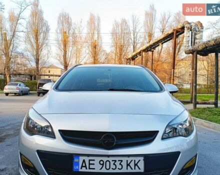 Серый Опель Астра, объемом двигателя 1.6 л и пробегом 180 тыс. км за 10000 $, фото 1 на Automoto.ua
