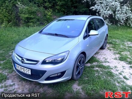 Опель Астра 2015 в Харькове на Automoto.ua Серый Опель Астра, объемом двигателя 1.6 л и пробегом 335 тыс. км за 7800 $, фото 1 на Automoto.ua