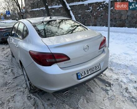 Серый Опель Астра, объемом двигателя 1.4 л и пробегом 215 тыс. км за 9000 $, фото 1 на Automoto.ua