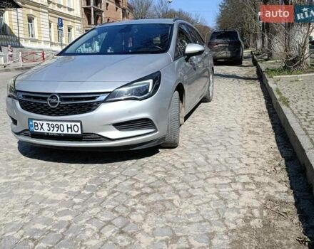 Серый Опель Астра, объемом двигателя 1.6 л и пробегом 232 тыс. км за 9000 $, фото 1 на Automoto.ua