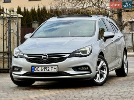 Серый Опель Астра, объемом двигателя 1.6 л и пробегом 235 тыс. км за 10499 $, фото 1 на Automoto.ua