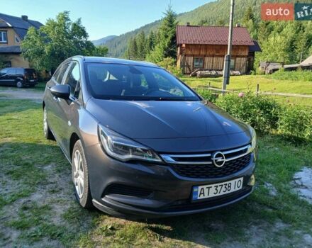 Серый Опель Астра, объемом двигателя 1.6 л и пробегом 180 тыс. км за 9800 $, фото 1 на Automoto.ua