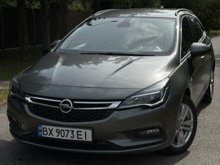 Серый Опель Астра, объемом двигателя 1.6 л и пробегом 272 тыс. км за 9600 $, фото 1 на Automoto.ua