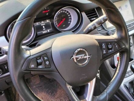 Серый Опель Астра, объемом двигателя 1.6 л и пробегом 230 тыс. км за 11200 $, фото 1 на Automoto.ua