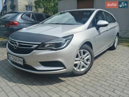 Серый Опель Астра, объемом двигателя 1.6 л и пробегом 218 тыс. км за 9400 $, фото 1 на Automoto.ua