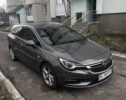 Серый Опель Астра, объемом двигателя 1.6 л и пробегом 300 тыс. км за 10000 $, фото 1 на Automoto.ua