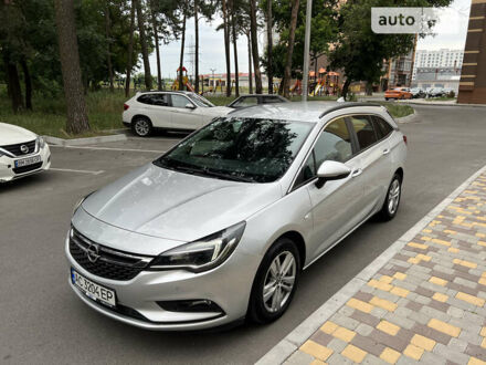 Опель Астра 2017 в Чернигове на Automoto.ua Серый Опель Астра, объемом двигателя 1.6 л и пробегом 215 тыс. км за 12400 $, фото 1 на Automoto.ua